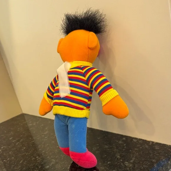 Vintage 1980s Playskool Ernie Plush Doll: Sesame Street Collectible - Picture 6 of 8
